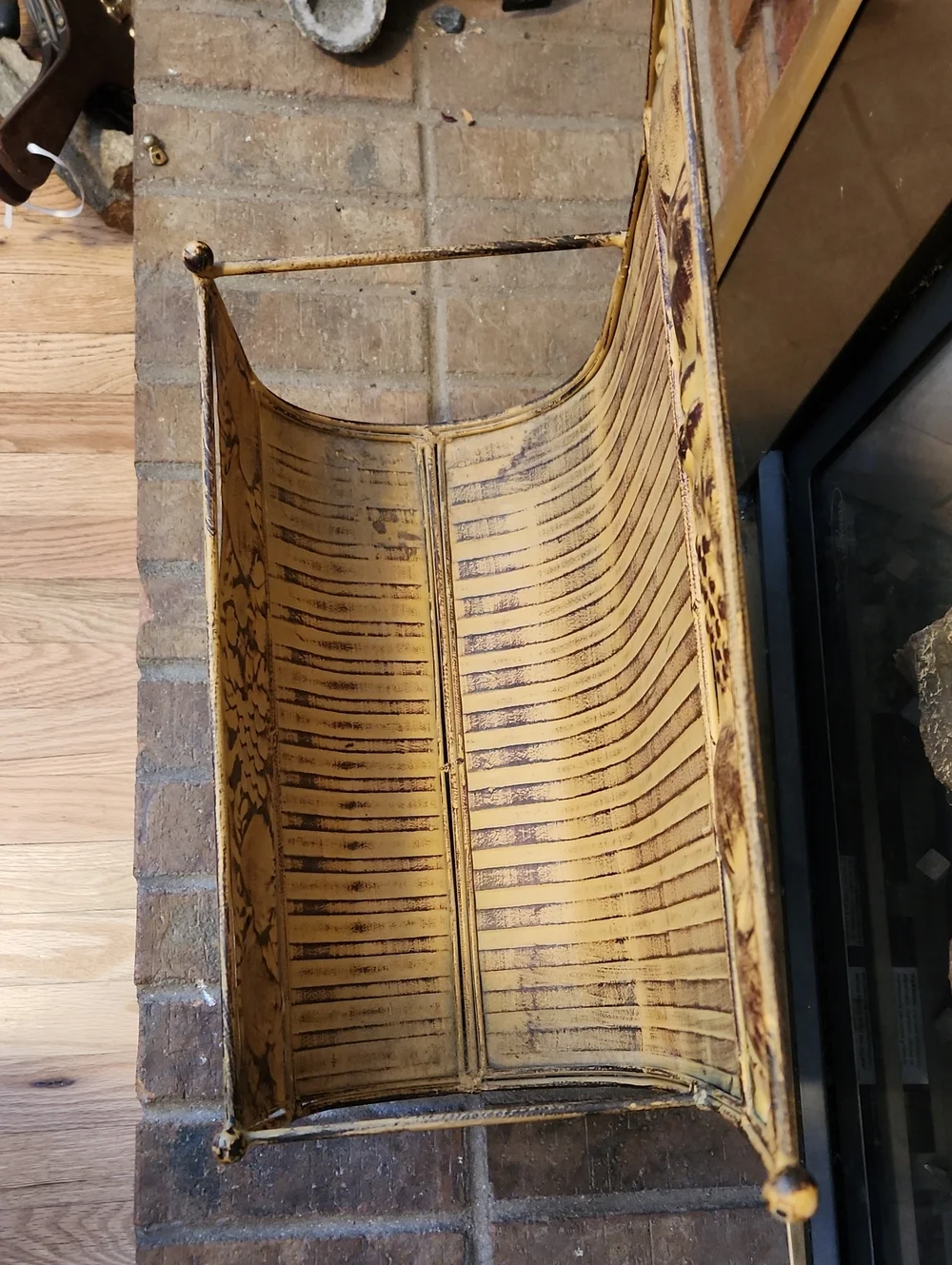French Farmhouse Cottage Core Style Fruit Themed Metal Magazine Rack Rustic